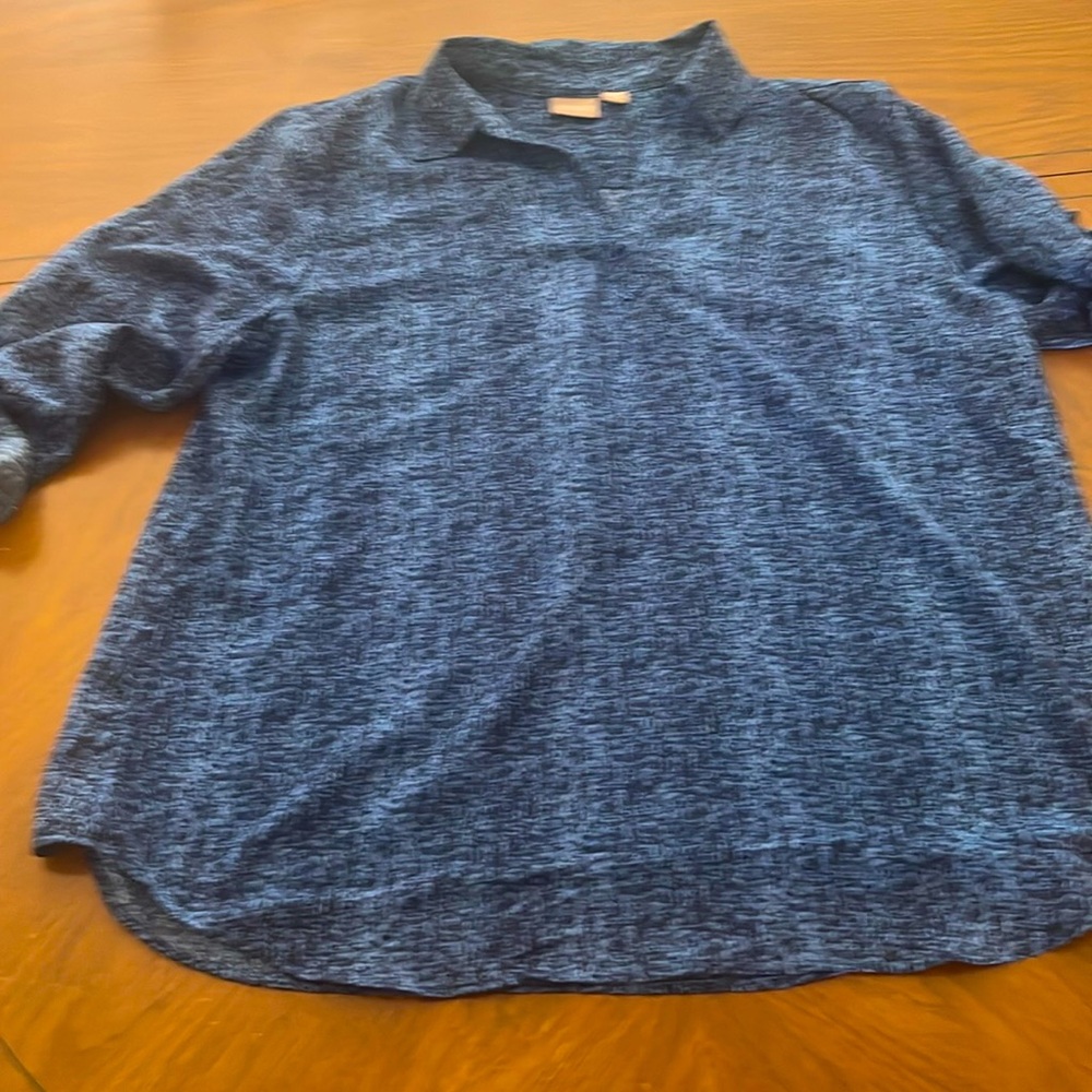 Chico's XL Size 3 Blouse W/ convertible sleeves blue print